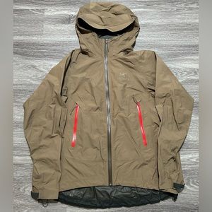 Arc’teryx Beta SL Hybrid Gore Tex Brown Size WOMENS medium